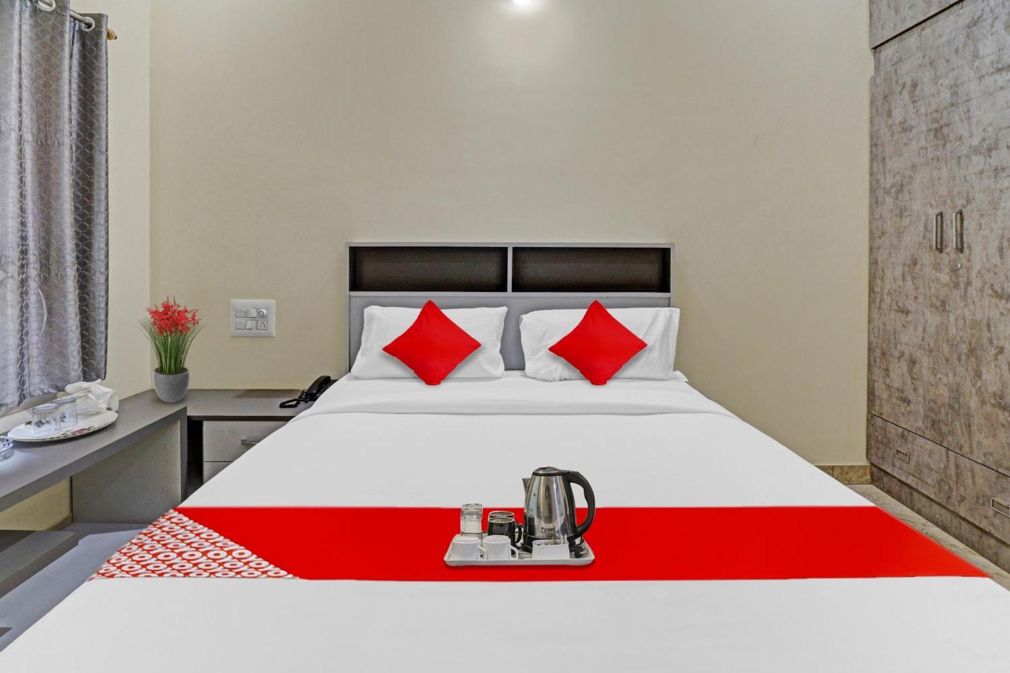 Hotel O I Care With Greenery Comforts Tumkur Eksteriør bilde