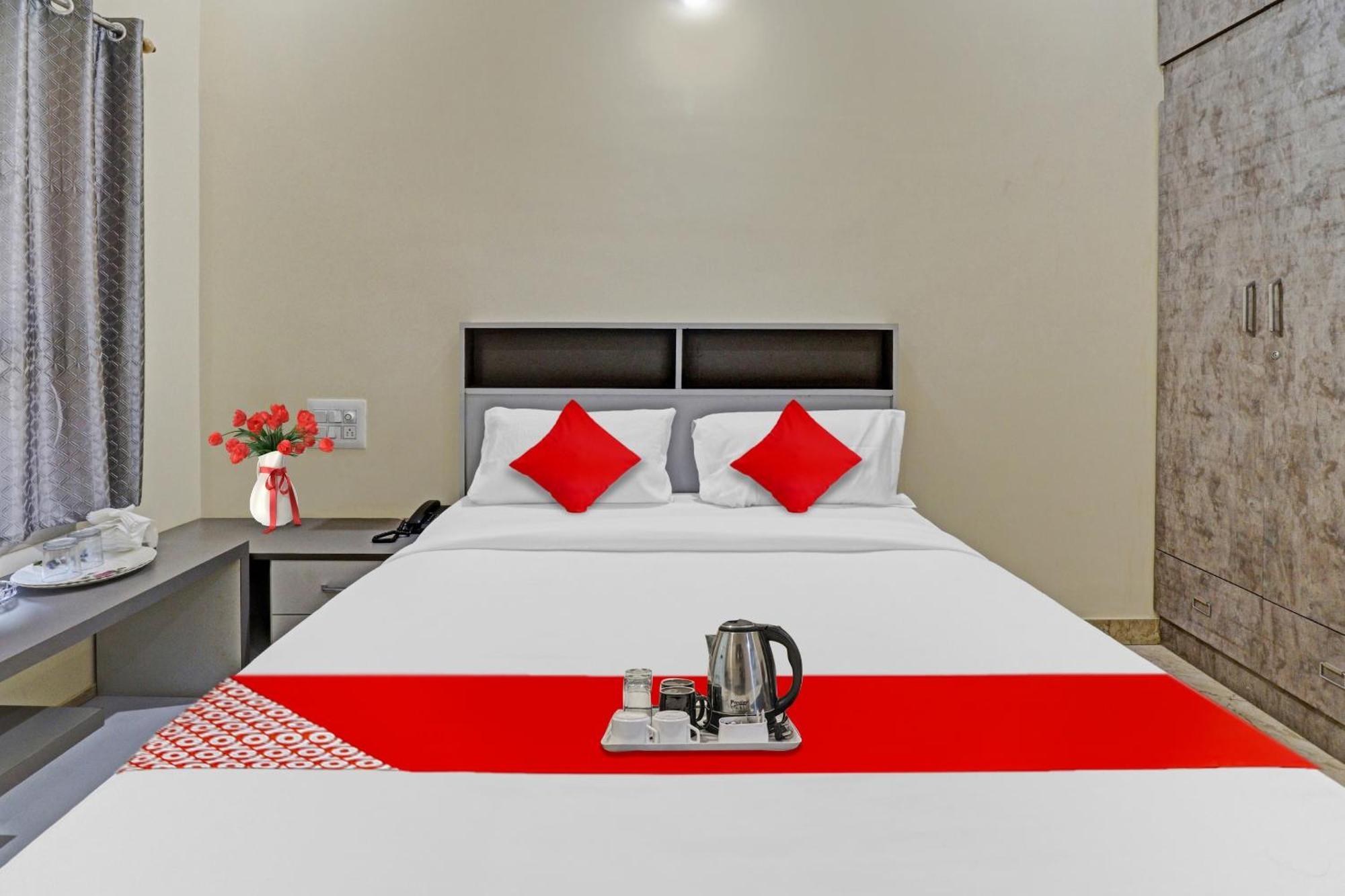Hotel O I Care With Greenery Comforts Tumkur Eksteriør bilde